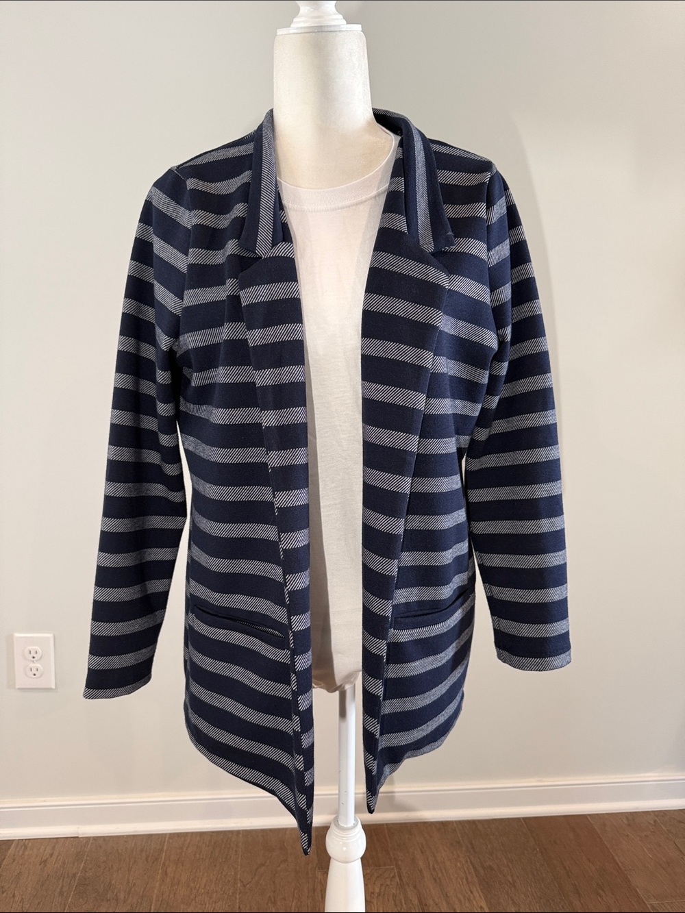 May & July Striped Open-Front Navy and Whitish-Gray Women's Sweater/Blazer - L